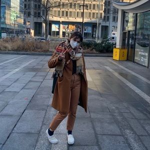 Meet your Posher, Helena